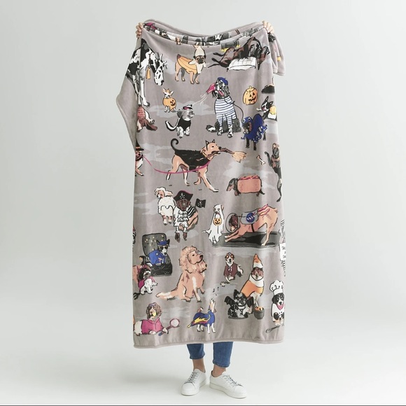 NWT - VB Hall-O-Ween Blanket - Picture 1 of 9